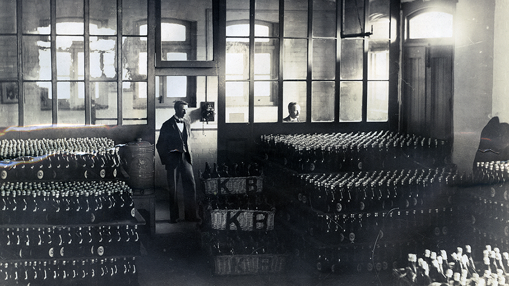 Office of Bottle Department, Kent Brewery.